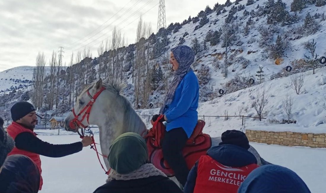 Gençlik Merkezi tarafından ‘Hayallerini Eyerle, Dizginleri Ele Al’ projesi çerçevesinde