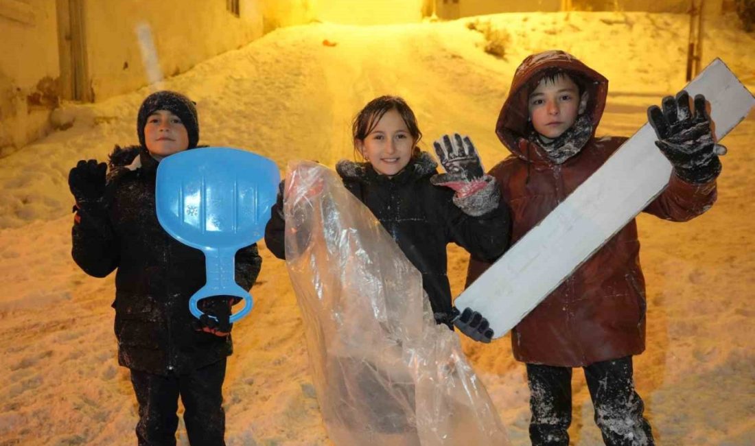 Bayburt’ta yoğun kar yağışı nedeniyle okulların tatil edilmesini fırsat bilen