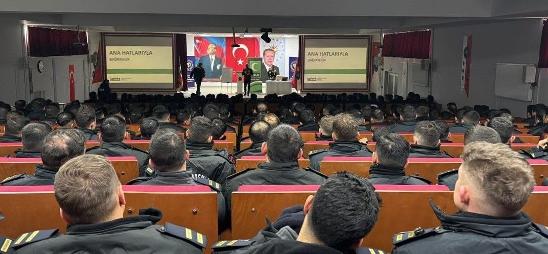 Bayburt Polis Meslek Eğitim Merkezi (POMEM) öğrencilerine, Yeşilay Şubesi tarafından