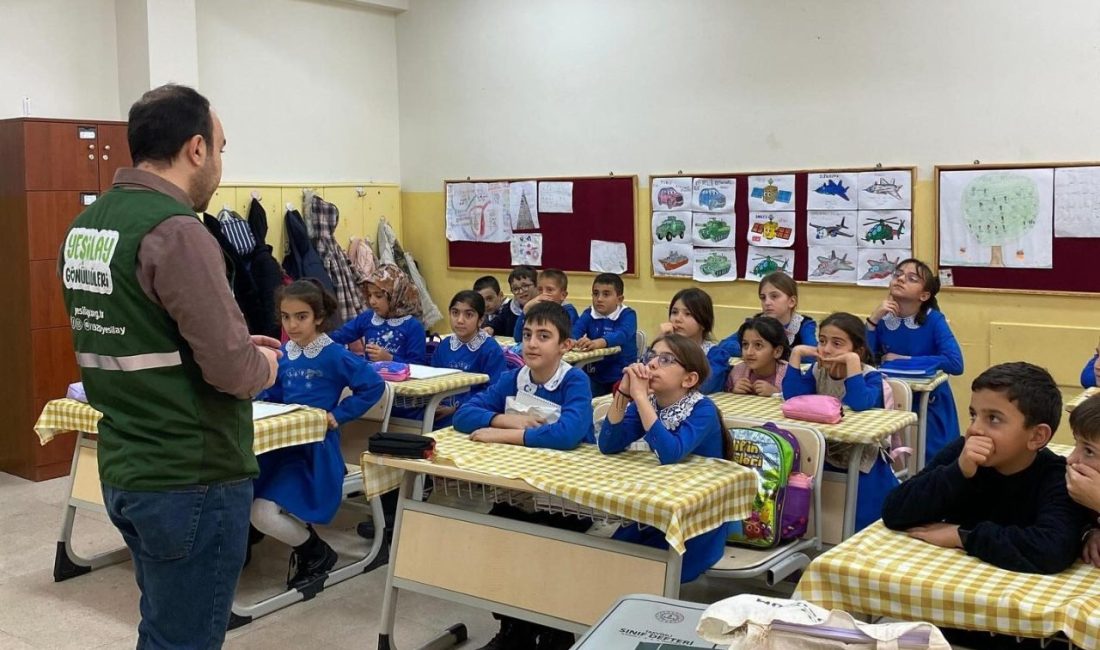 Veremle Savaş Eğitimi Haftası kapsamında Bayburt’ta farkındalık etkinliği düzenlendi. Hoca