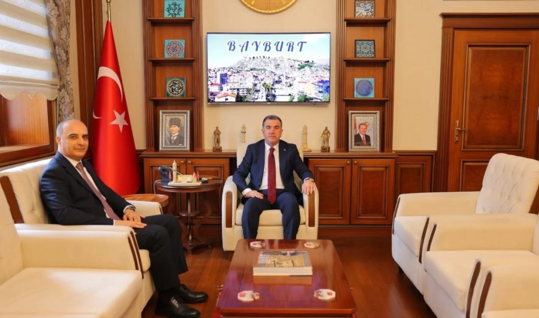 Bayburt Defterdarlığı görevine Hikmet Yıldız atandı. Gebze’den Bayburt’a gelen Defterdar