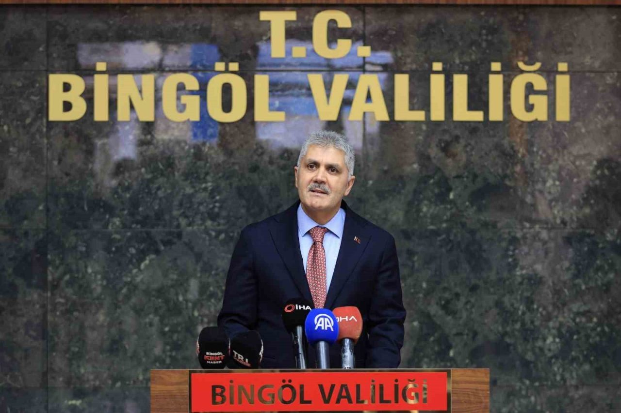 Cumhurbaşkanlığı Kararnamesi ile Bingöl Valiliği görevine atanan Vali Cahit Çelik