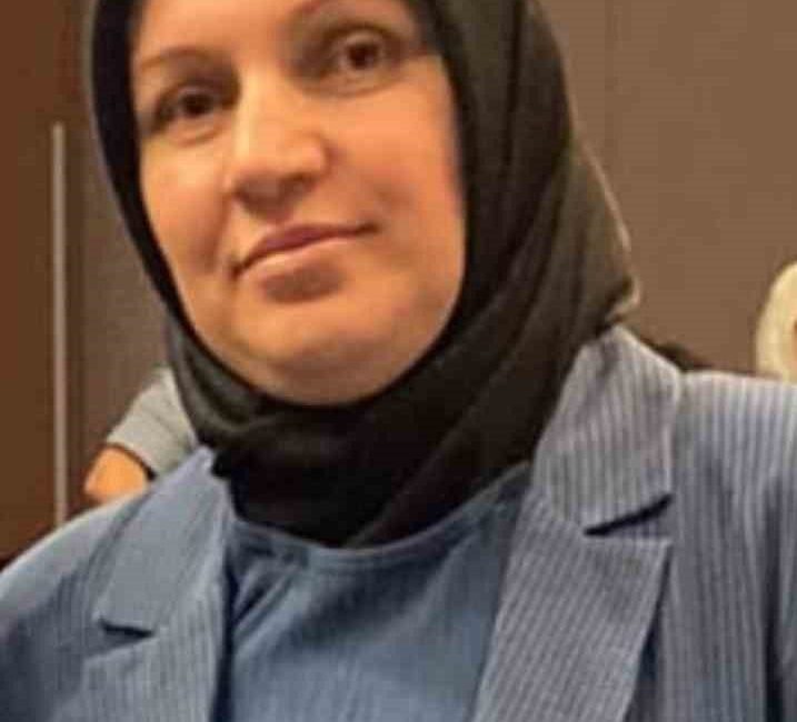 Erzurum’da evinin camını silerken 3. kattan düşen kadın hayatını kaybetti.