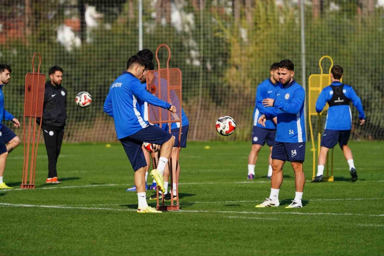 Çaykur Rizespor, 2. devre hazırlıklarını hız kesmeden sürdürüyor. Çaykur Rizespor,