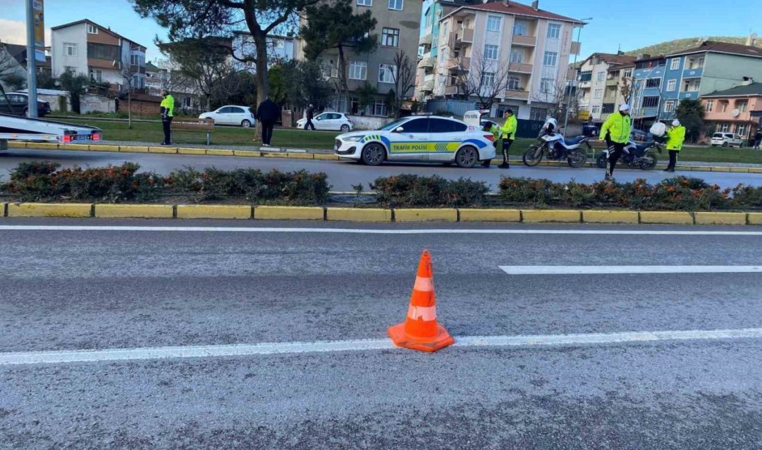 Kocaeli’de uygulamadan kaçarken trafik polisine çarpan motosikletli kısa sürede yakalanırken