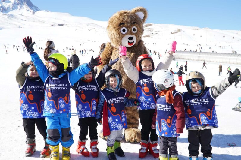 Kış sezonunun yaklaşmasıyla birlikte ailelerin sömestir tatili planları hız kazandı.