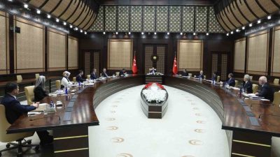 Cumhurbaşkanı Recep Tayyip Erdoğan, Cumhurbaşkanlığı Politika Kurullarının başkan vekillerini kabul