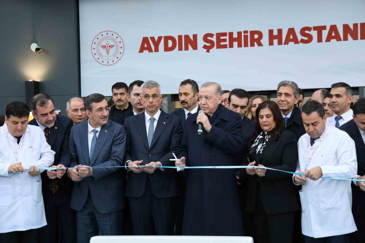 Cumhurbaşkanı Recep Tayyip Erdoğan, Aydın Şehir Hastanesi’nin açılışını gerçekleştirdi. Yapımı