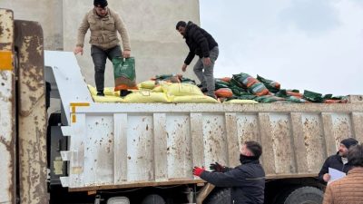 Bayburt’un Demirözü ilçesinde belediye tarafından çiftçilere yüzde 100 hibeli tarımsal