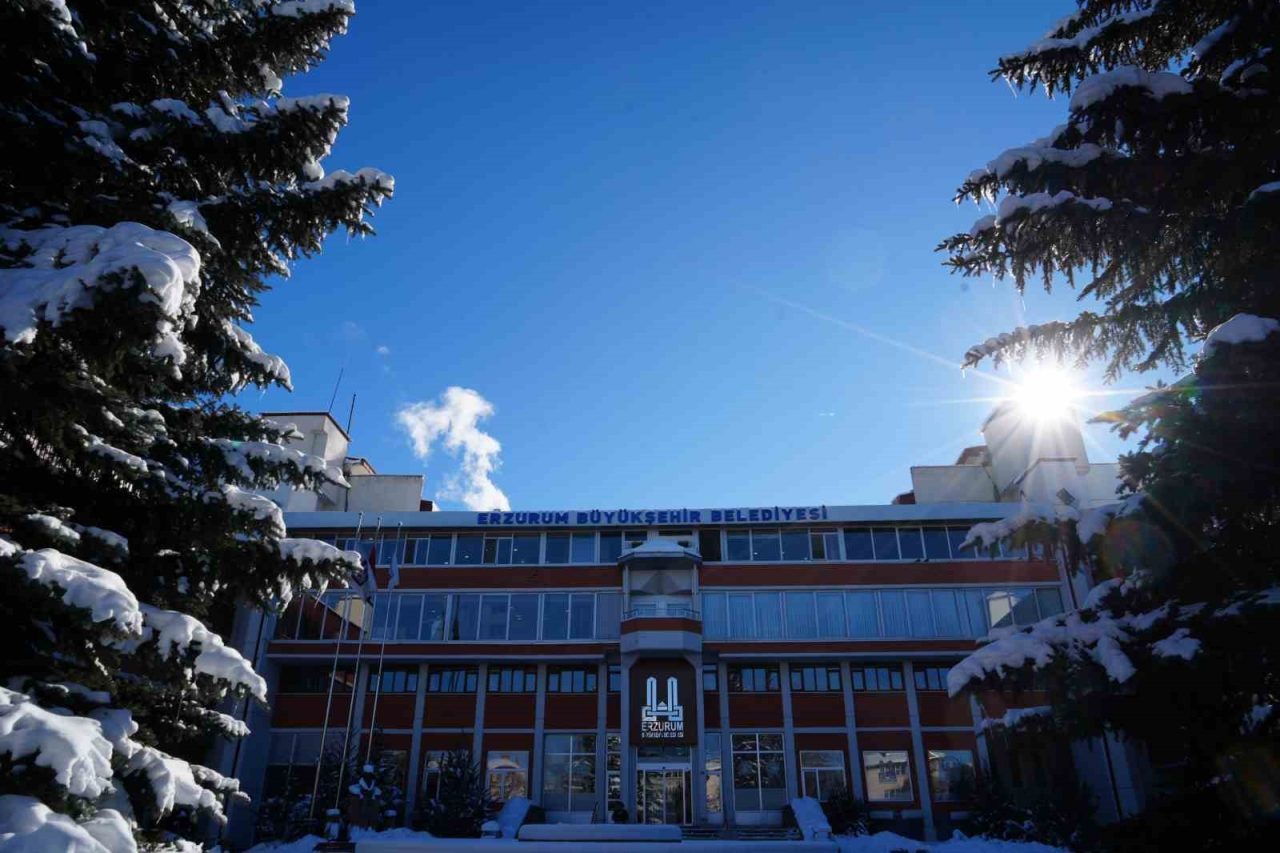 Erzurum ve çevresinde soğuk hava etkisini sürdürüyor. Uzmanlar pus, don