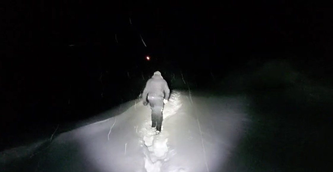 Tunceli’de ekipler, yoğun sis, kar ve zorlu arazi şartlarında 3