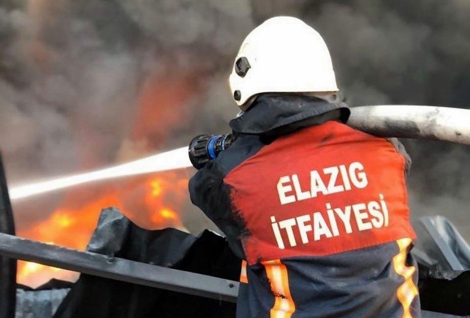 Elazığ Belediyesi İtfaiye Müdürlüğü ekipleri bir yıl içerisinde 2 bin