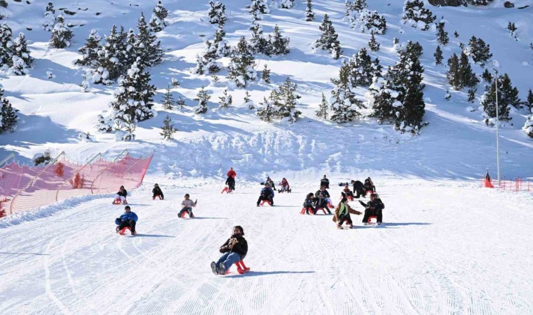 Erzincan’da “Değer Erzincan” projesi kapsamında, spor kulüplerinde eğitim gören 70