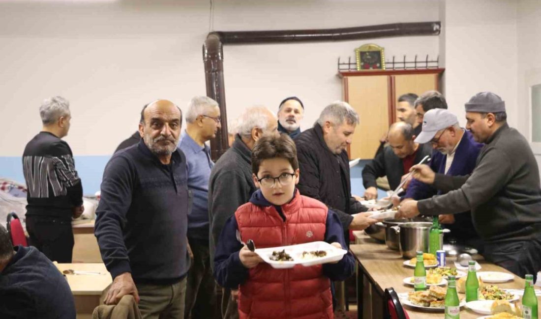 Erzincan Bahçeliköy’ün asırlık geleneği “Herfene Geceleri” gelecek kuşaklara aktarılıyor. Kent