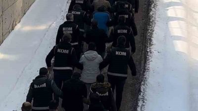 Erzurum merkezli 5 ilde, hakkı olmayan kişiler üzerine kredi kullandırılması