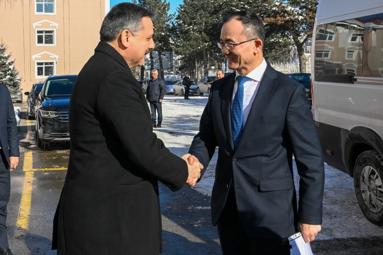 Çin Halk Cumhuriyeti Ankara Büyükelçisi Sayın Jiang Xuebin, Erzurum Valisi