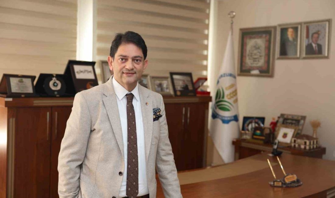 Erzurum Ticaret Borsası (ETB) Yönetim Kurulu Başkanı Hakan Oral, 10