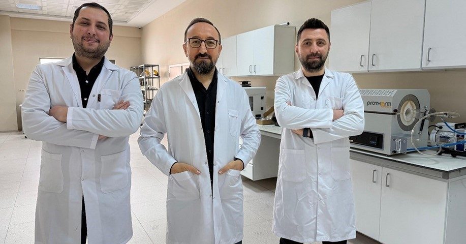 Erzurum Teknik Üniversitesi (ETÜ) Mühendislik ve Mimarlık Fakültesi öğretim üyelerinden