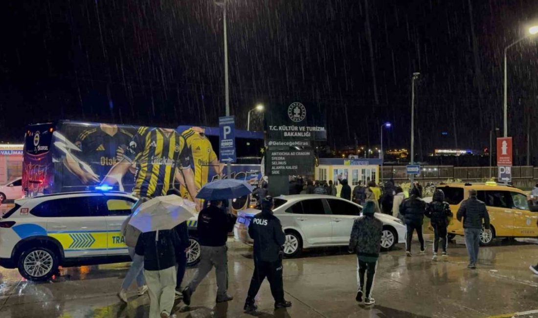 Trendyol Süper Lig’de Corendon Alanyaspor ile deplasmanda karşılaşacak Fenerbahçe, Alanya’da