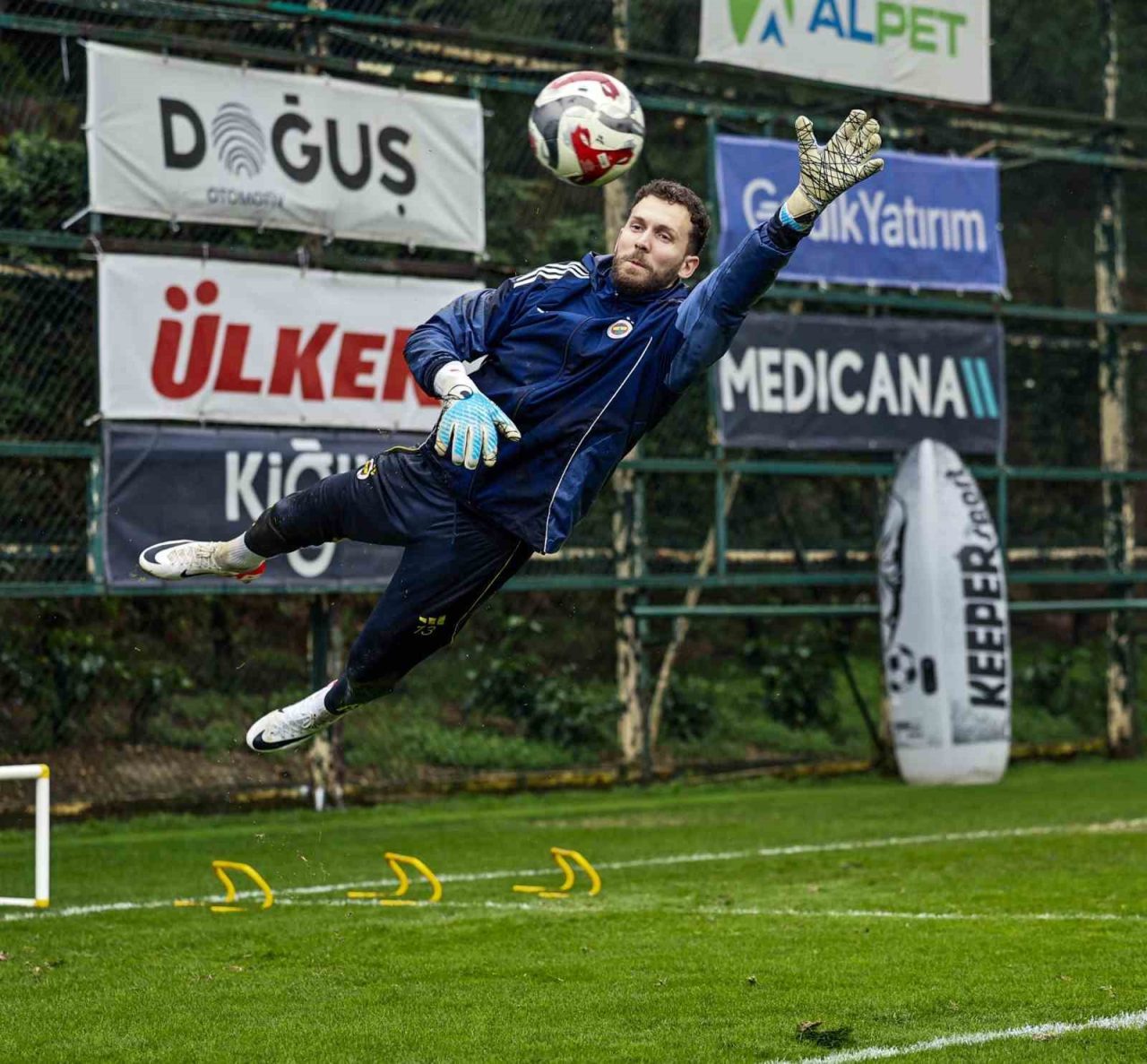 Fenerbahçe, Trendyol Süper Lig 19. haftasında Göztepe ile oynayacağı maçın