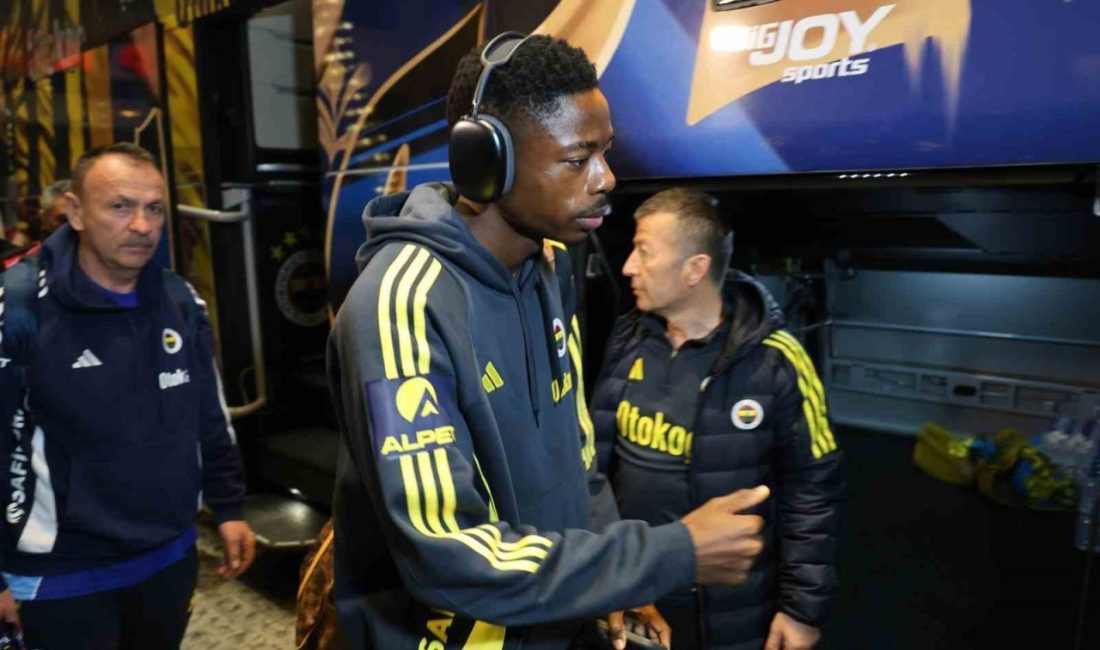 Turkcell Süper Kupa yarı final maçında Yeni Adana Stadyumu’nda Samsunspor