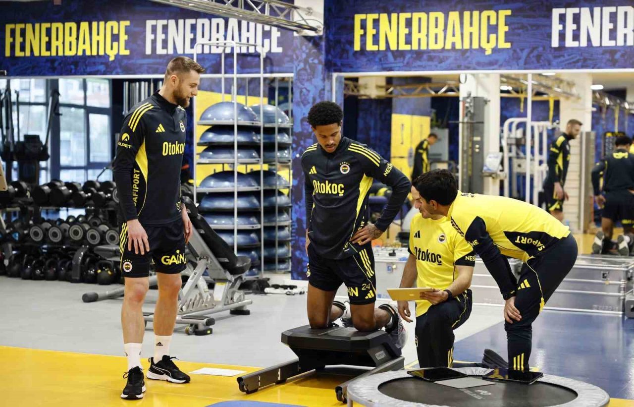 Fenerbahçe, 6 Ocak Salı günü Samsunspor ile Yeni Adana Stadyumu’nda