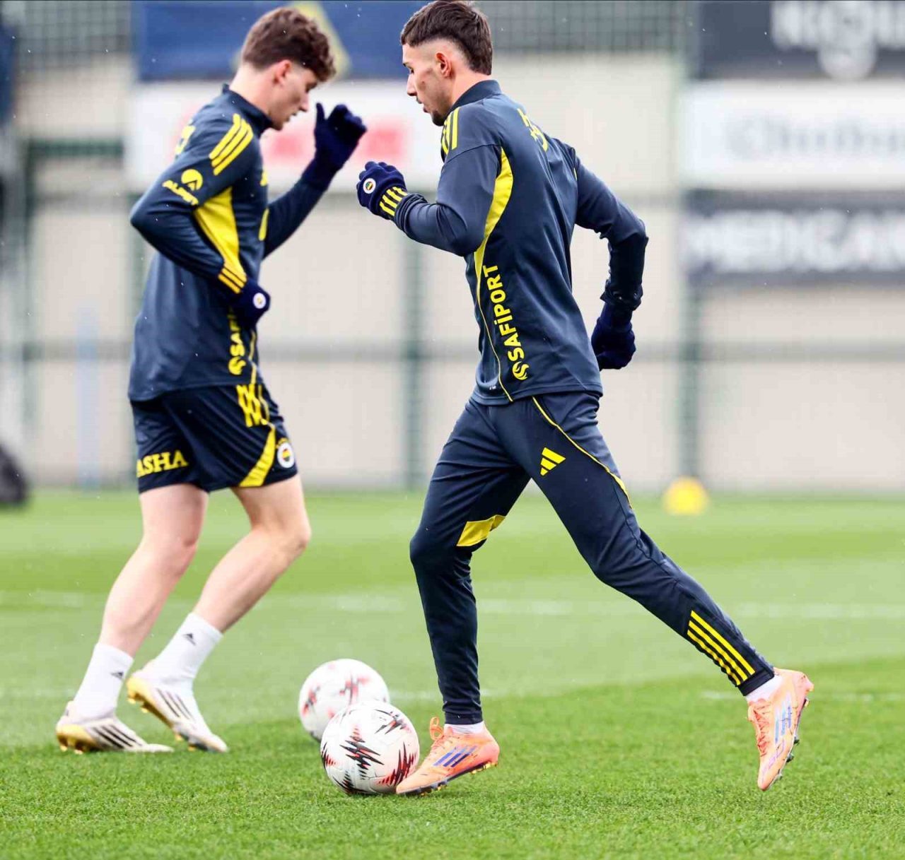 UEFA Avrupa Ligi’nin 8. haftasında 29 Ocak Perşembe günü TSİ