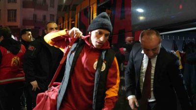 Turkcell Süper Kupa yarı finalinde Trabzonspor ile karşılaşacak olan Galatasaray