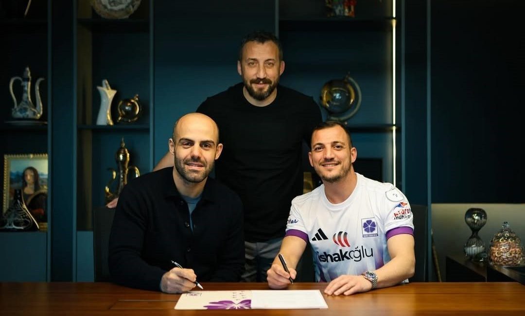 TFF 2. Lig ekiplerinden Güzide Gebzespor, 31 yaşındaki futbolcu Emircan