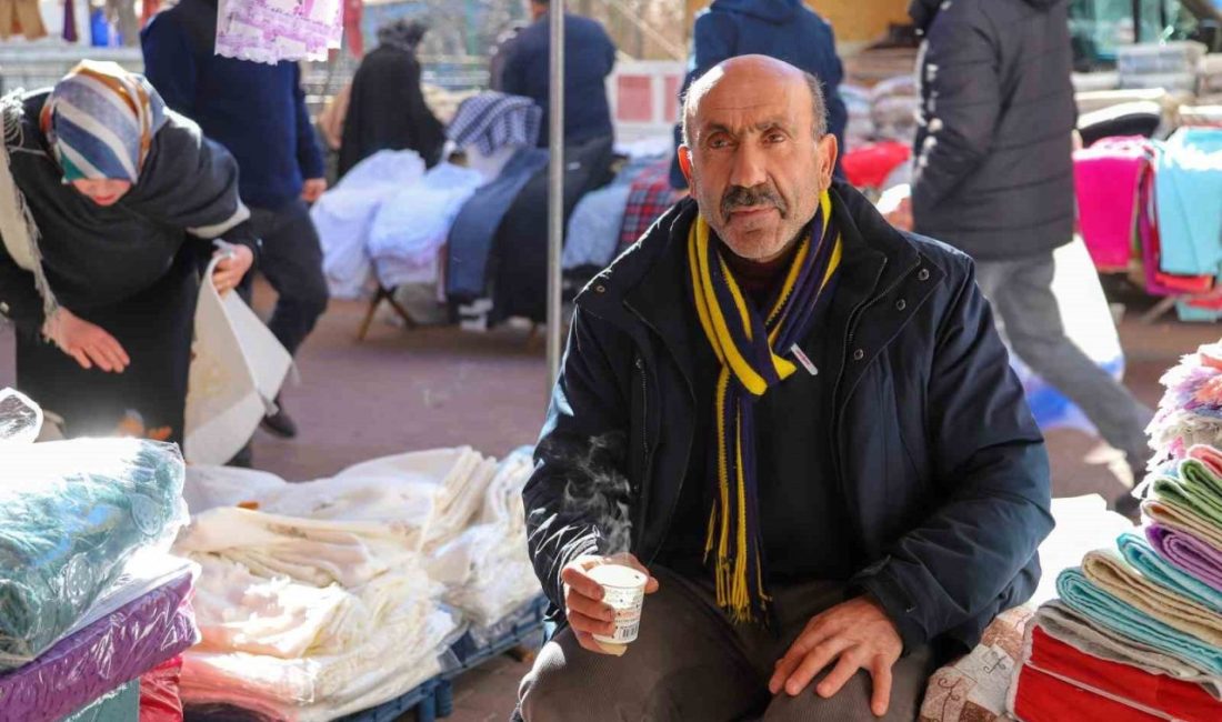 Gümüşhane’nin Kelkit, Şiran ve Köse pazarlarında 52 yıldır tezgah açan