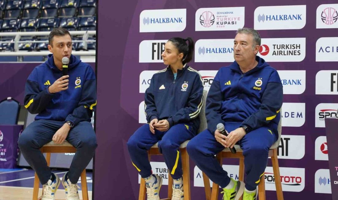 Halkbank Kadınlar Türkiye Kupası finali öncesinde Galatasaray Kadın Basketbol ile