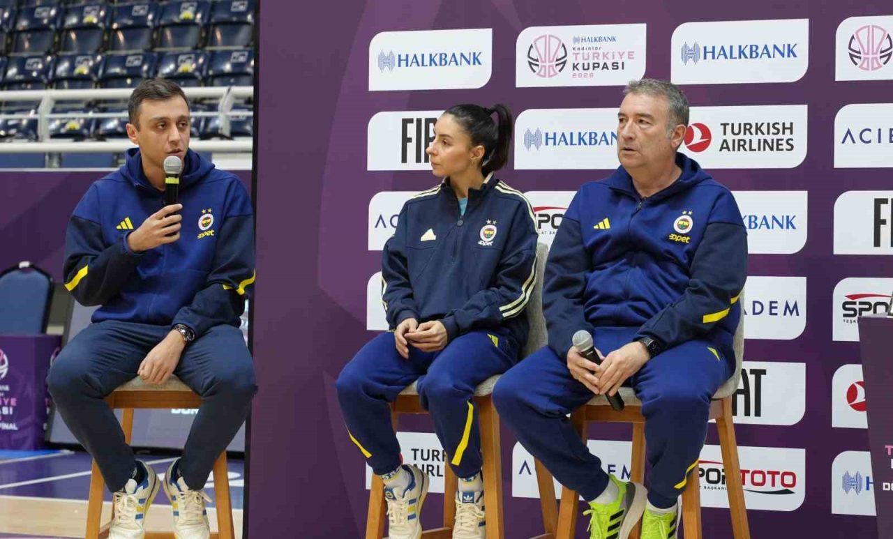 Halkbank Kadınlar Türkiye Kupası finali öncesinde Galatasaray Kadın Basketbol ile