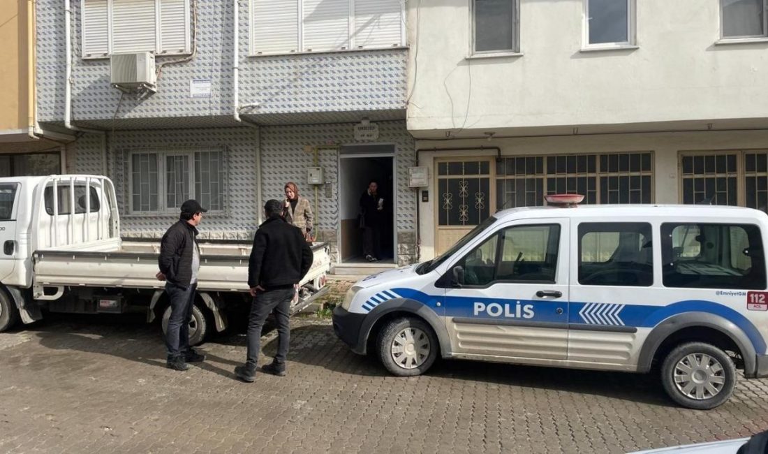 Sakarya’nın Pamukova ilçesinde yaklaşık 8 ay önce kaybettiği eşinin mezarını