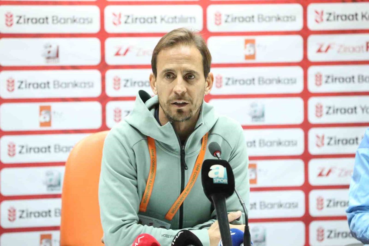 Corendon Alanyaspor Teknik Direktörü Joao Pereira, Fatih Karagümrük karşısında istedikleri