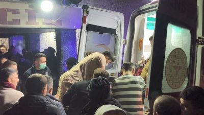 Artvin’in Ardanuç ilçesinde uçuruma yuvarlanan araçta ağır yaralanan sürücünün kalbi