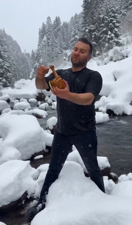 Trabzon’da işletme sahibi İbrahim Muratoğlu, tanıtımını yapmak istediği ürün için