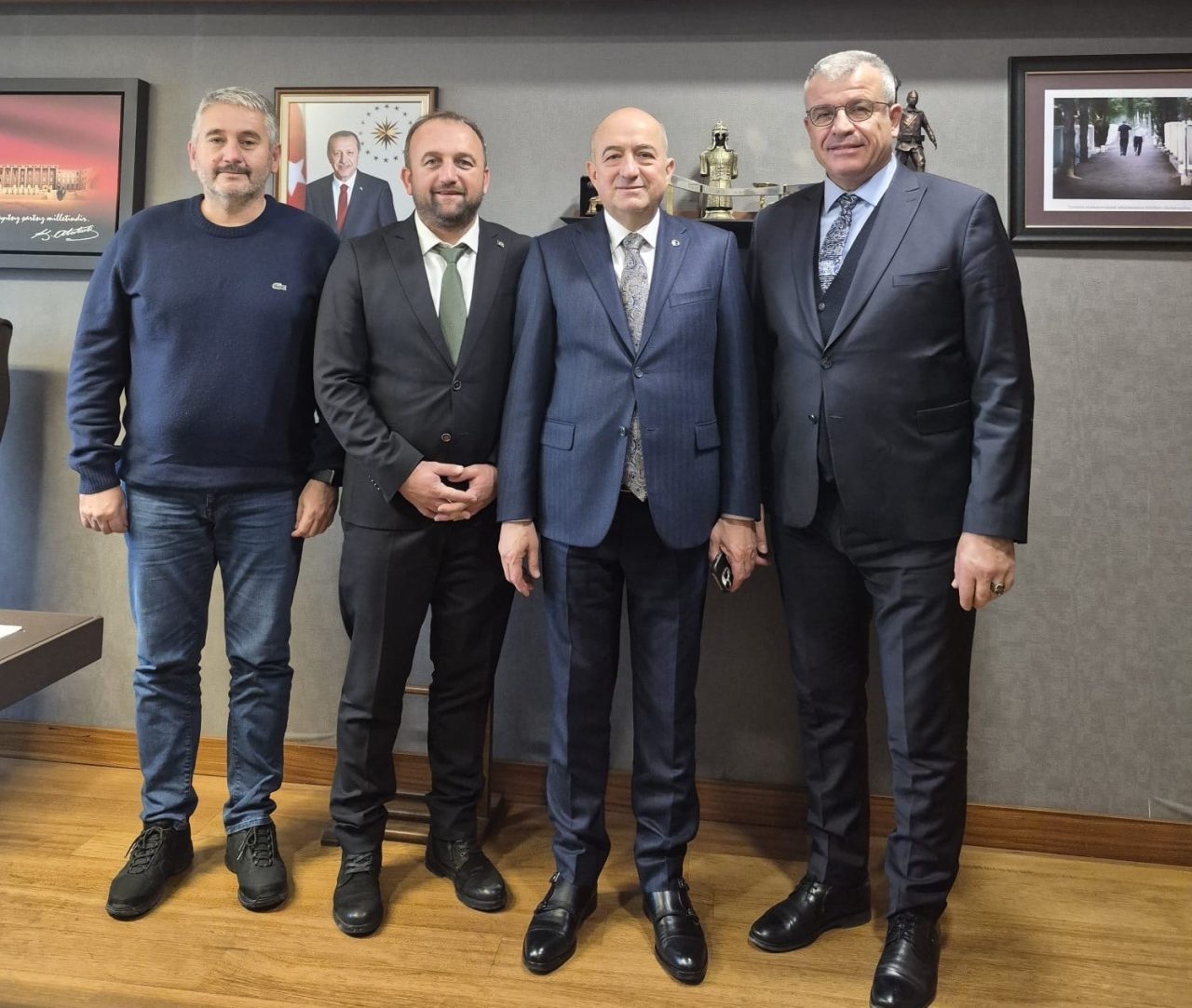 Karabiga Belediye Başkanı Ahmet Elbi, AK Parti Çanakkale Milletvekili Ayhan