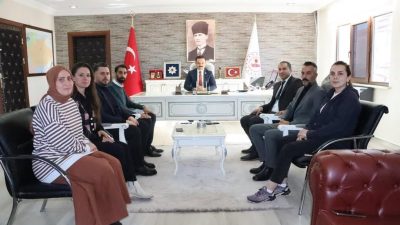 Erzurum’un Karayazı ilçesinde, bahar aylarının en dikkat çekici doğa olaylarından