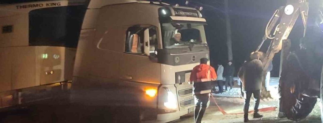 Giresun’un yüksek kesimlerinde etkisini sürdüren kar yağışı, özellikle iç kesimlere