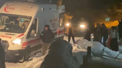 Kars’ın Selim ilçesinde yoğun kar yağışı ve tipi hayatı olumsuz