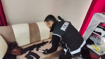 Kars’ta sosyal medya üzerinden silah ticareti yapan 8 kişi gözaltına