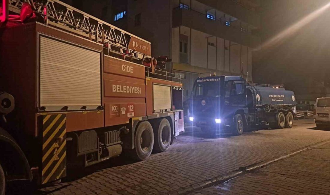 Kastamonu’nun Cide ilçesinde ekmek fırınının üst katında bulunan evin çatısında