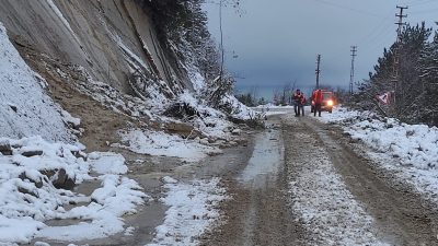 Kastamonu’da iki ayrı noktada heyelan meydana geldi. Kastamonu’da İnebolu-Abana ve
