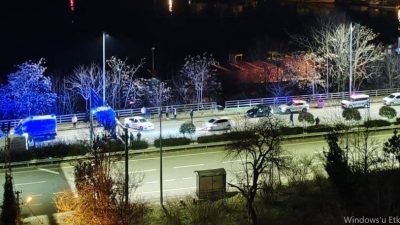 Trabzon’un Beşikdüzü ilçesinde dün gece Karadeniz Sahil Yolu’nda aynı yönden