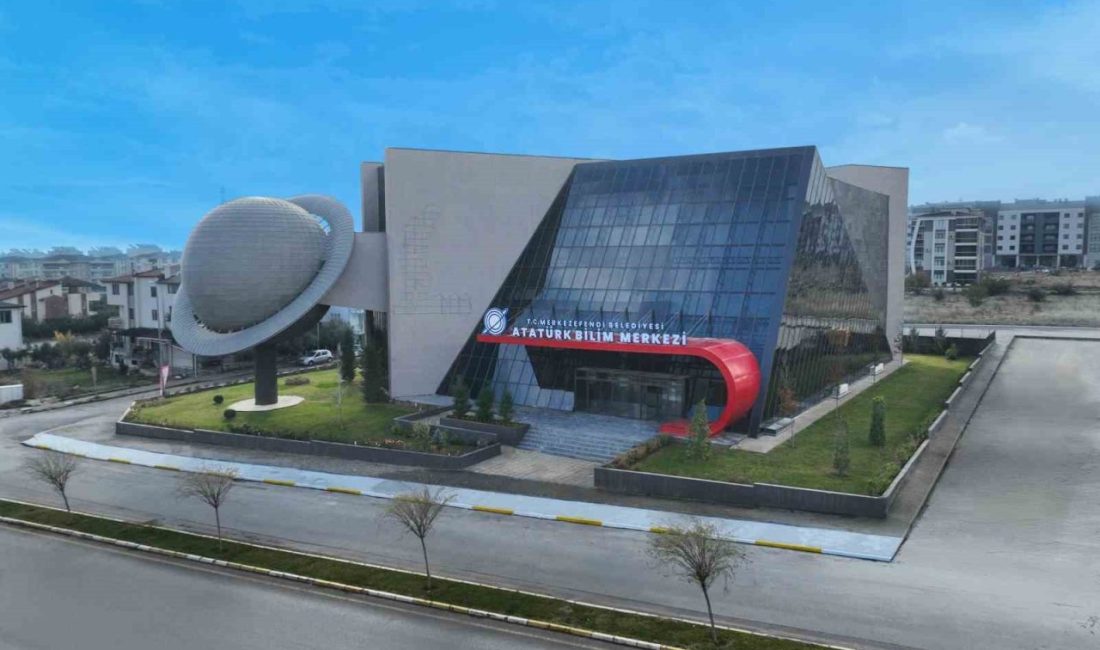 Merkezefendi Belediyesi’nce ilçeye kazandırılan Atatürk Bilim Merkezi, Cumhuriyet Halk Partisi