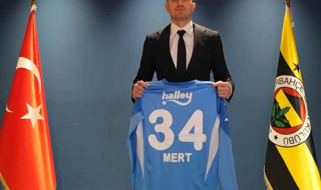 Fenerbahçe, alt yapısında yetişen ve uzun yıllar sarı-lacivertli formayı giyen