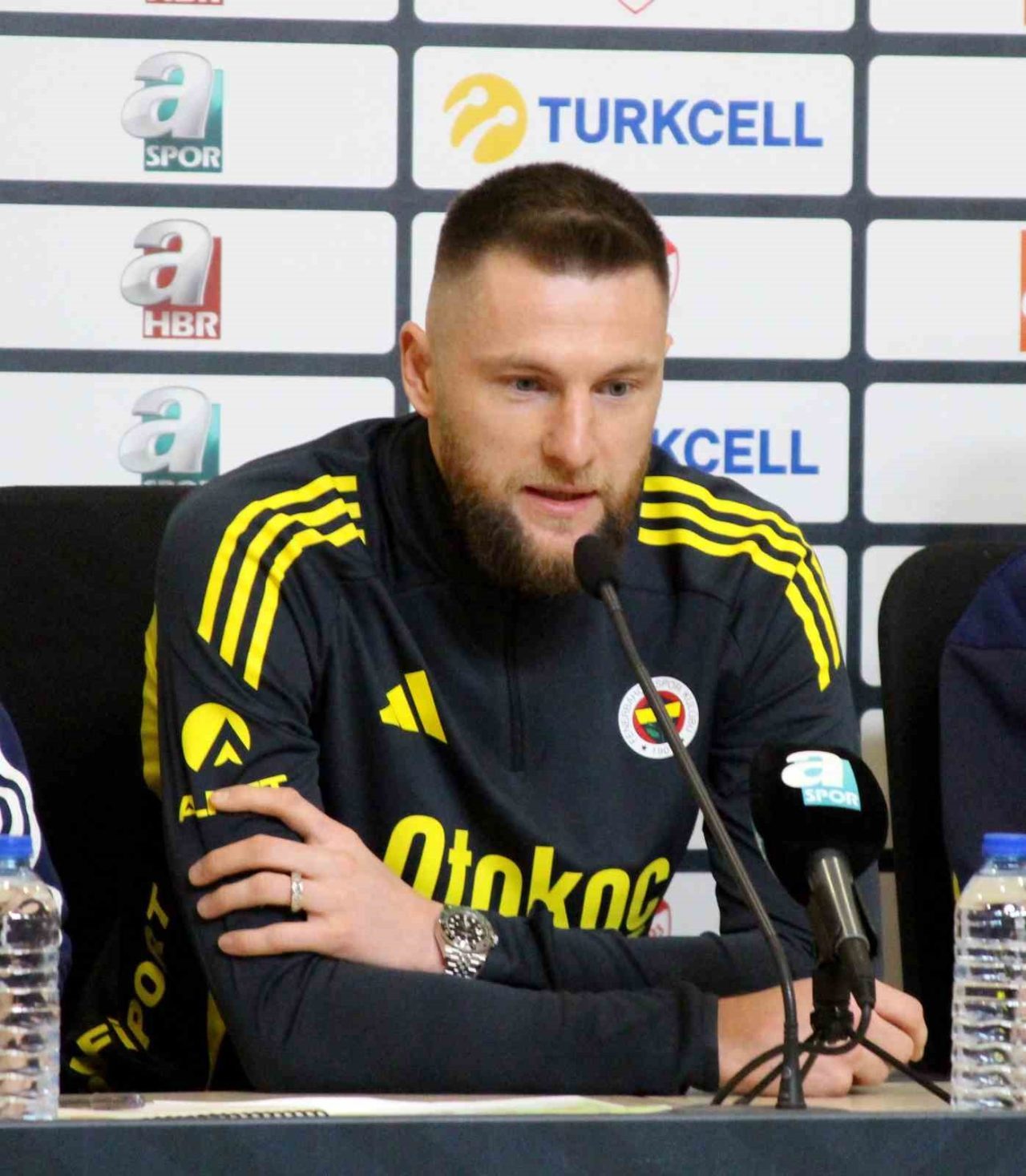 Fenerbahçe kaptanı Milan Skriniar, Turkcell Süper Kupa yarı final maçı