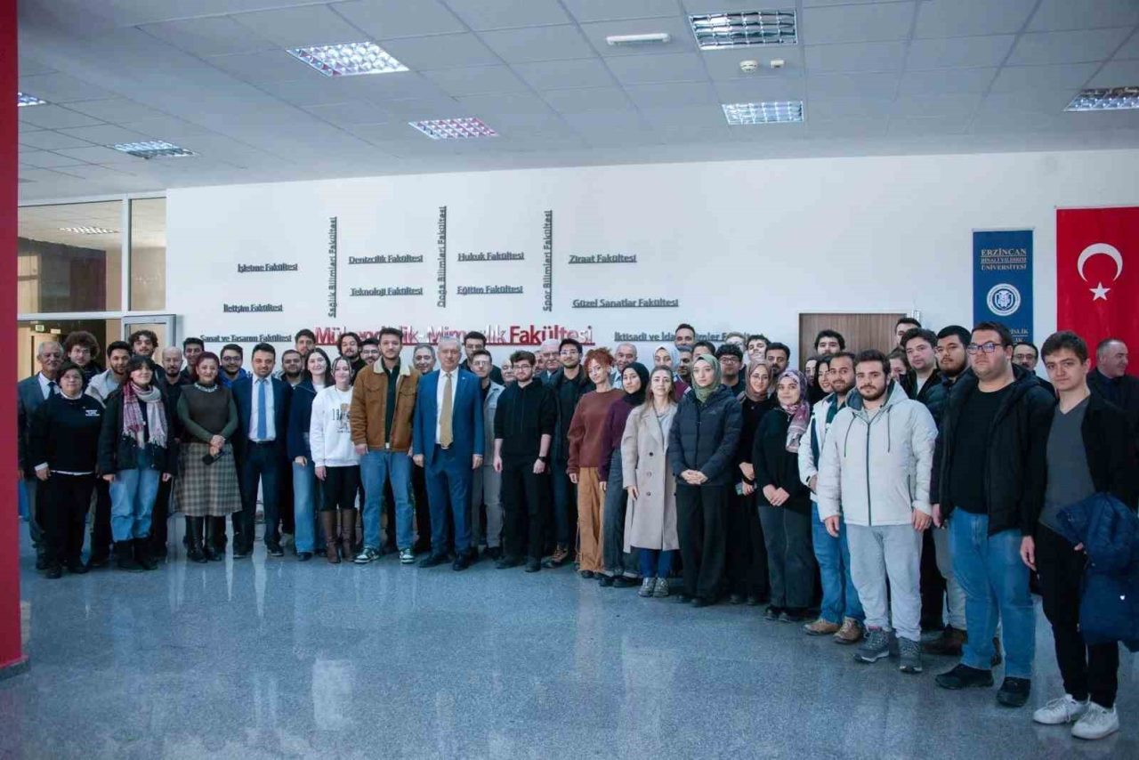 Erzincan Binali Yıldırım Üniversitesi Rektörü Prof. Dr. Akın Levent, dönem