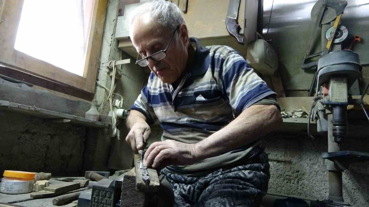 Sürmene Kaması yapımına 72 yıl önce başlayan üçüncü kuşak kama