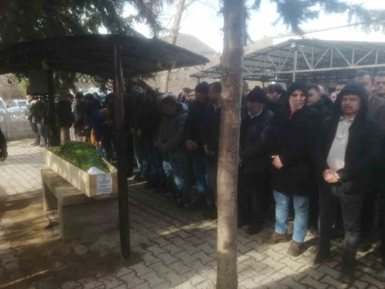 Ordu’nun Ünye ilçesinde oto bakım servisinde cansız bedenleri bulunan 2